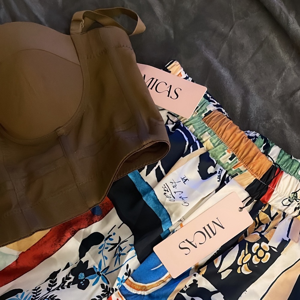 Mesh Underwire Bustier Top x Floral Print High waisted Pants